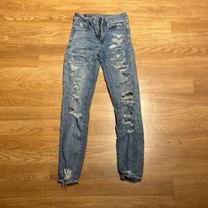 ripped american eagle jeans size XS